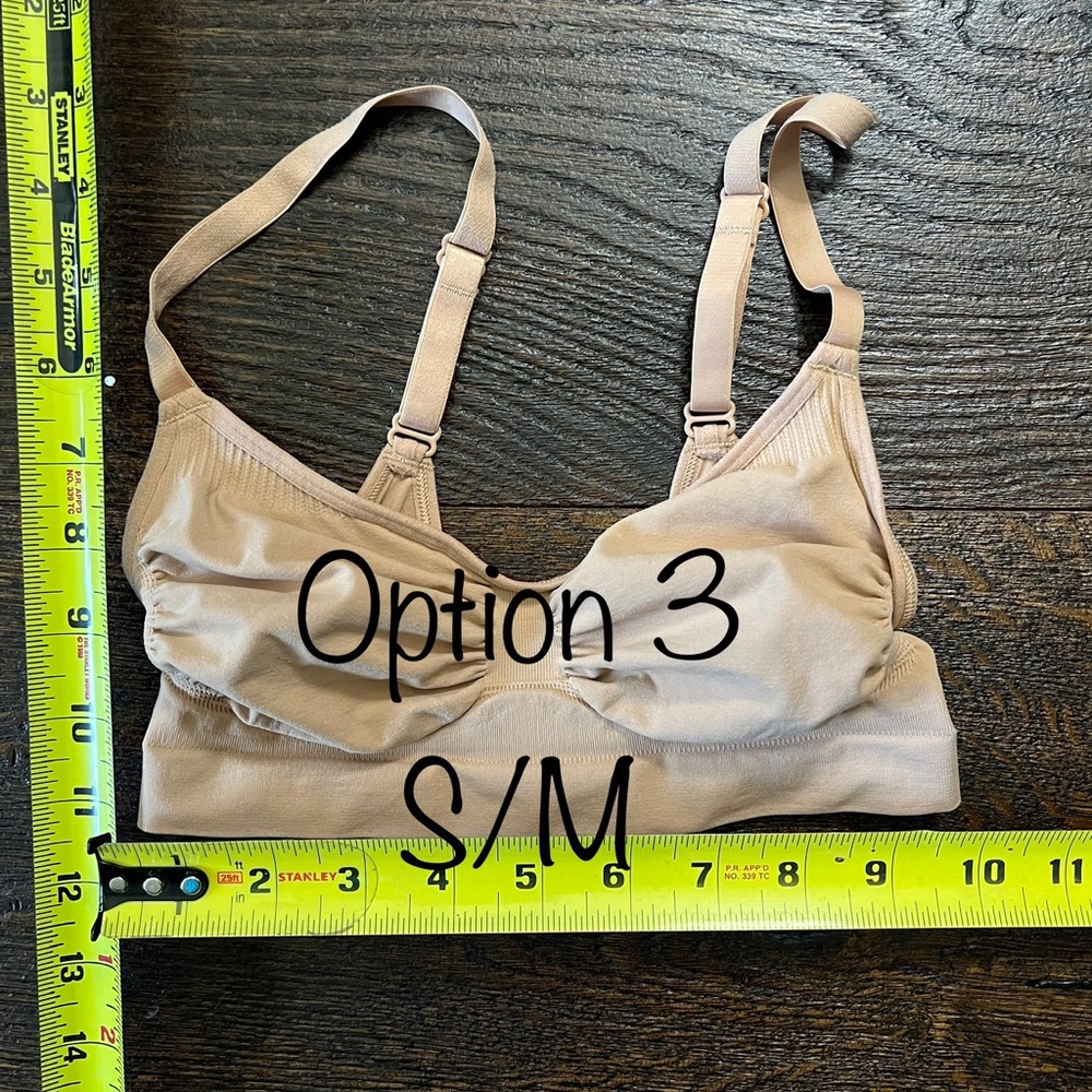 5. SKIMS Seamless Sculpt Bralette - Picture 8 of 16